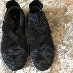 Puma black silver sneakers